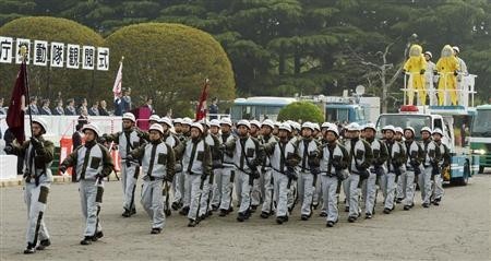 日本警察厅机动队防暴队员