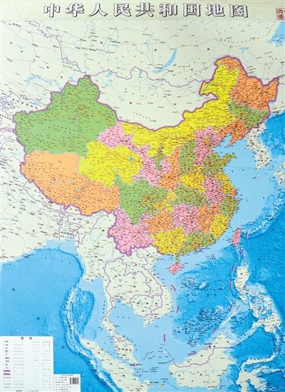 湖南地图出版社独立绘制的《中国地势图》《中华人民共和国地图》已