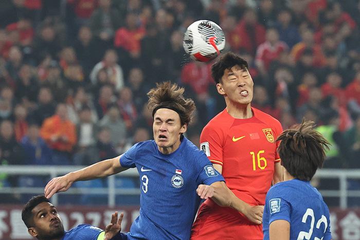 世界杯预选赛：中国队4-1大胜新加坡队