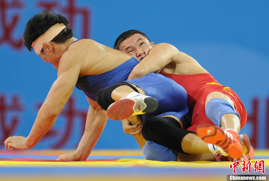 全运会男子自由式摔跤66公斤级甘肃选手夺冠