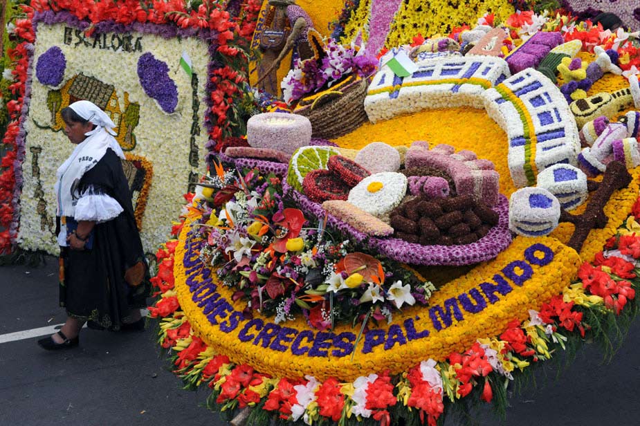哥伦比亚举行大型鲜花节
