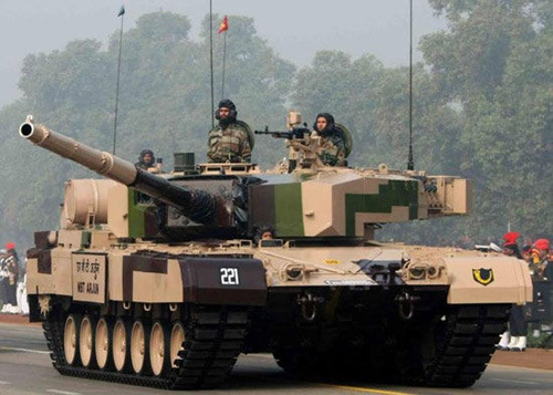 印度将测试国产最新型阿琼mk2坦克改进93处