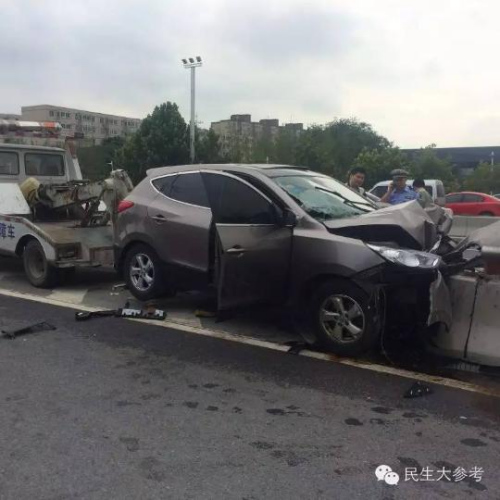 鄭州發生慘烈車禍雙胞胎寶寶與媽媽當場死亡