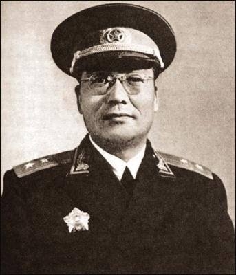 隐形将军连城救蒋介石图片