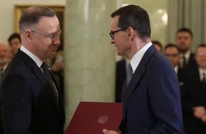 莫拉维茨基宣誓就职波兰总理 希望组建“专家型政府”