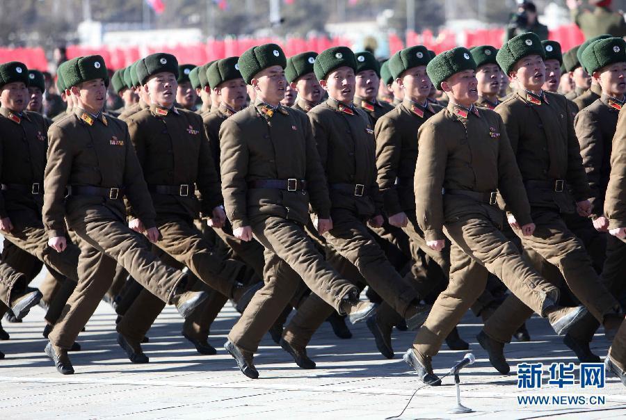朝鲜举行阅兵式纪念金正日诞辰70周年-中新网