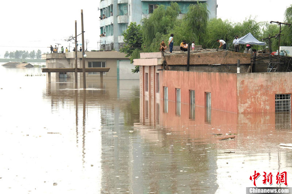 朝鲜安州市暴雨引发洪灾局势严峻