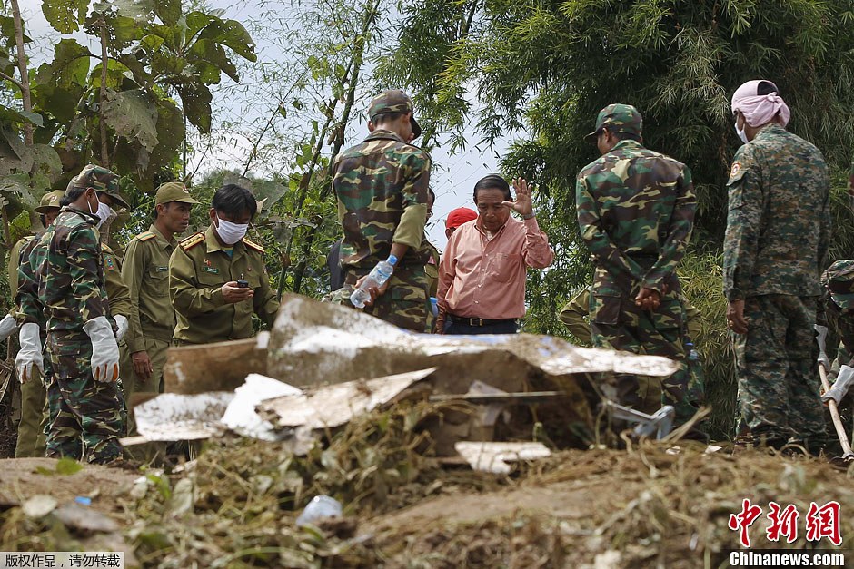 老挝一客机坠入湄公河致49人遇难含2名中国人